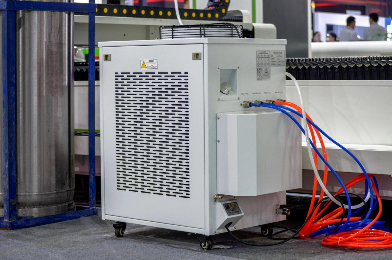 1500*3000mm 500w Racuys Or Ipg Fiber Laser Cutting Machine 1500*3000mm 500w Racuys ou máquina de corte a laser de fibra ipg