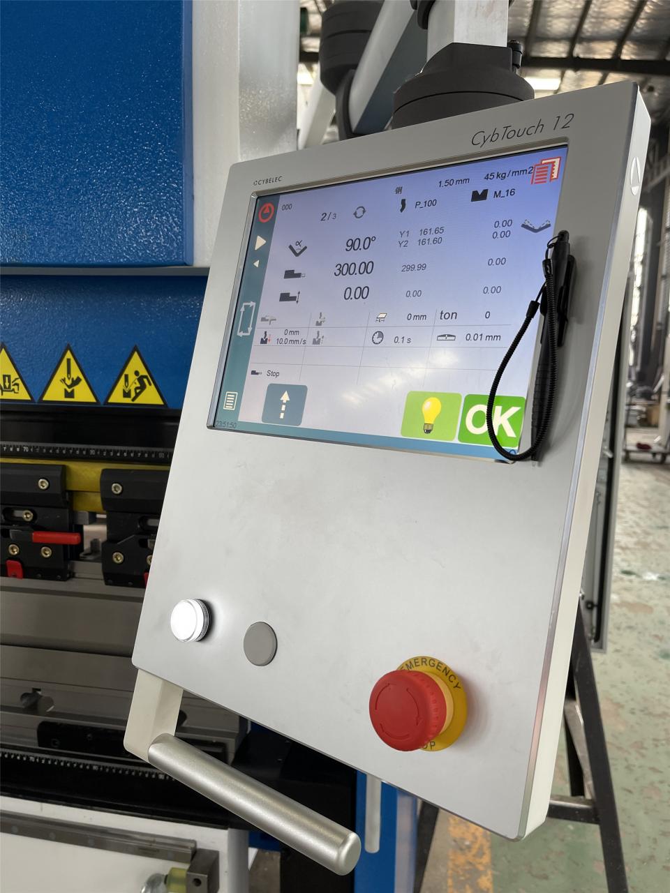 Prensa dobradeira hidráulica CNC de 4 eixos 160t-4000