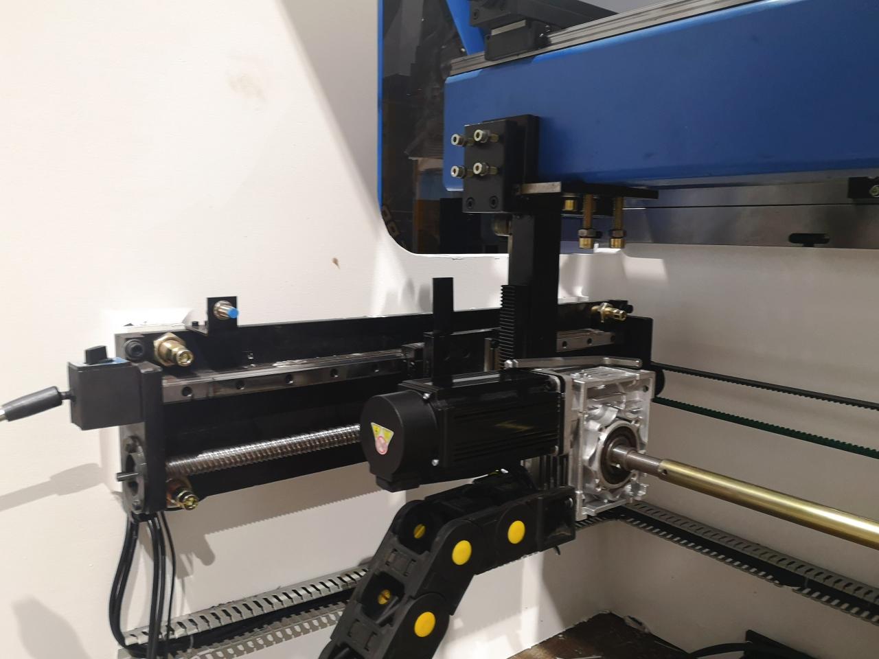 160t-4000 4-axis Cnc Hydraulic Bending Machine Press Brake Prensa dobradeira hidráulica CNC de 4 eixos 160t-4000