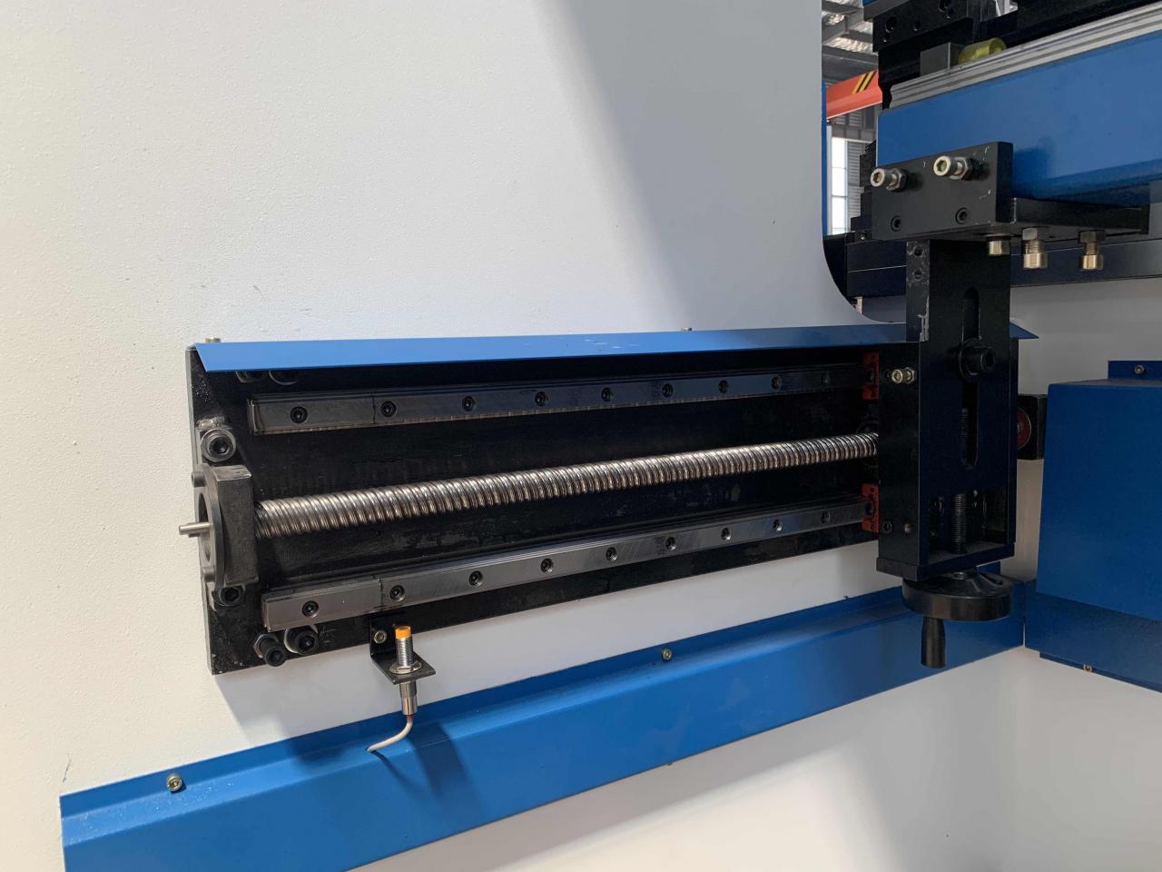 160t-4000 4-axis Cnc Hydraulic Bending Machine Press Brake Prensa dobradeira hidráulica CNC de 4 eixos 160t-4000