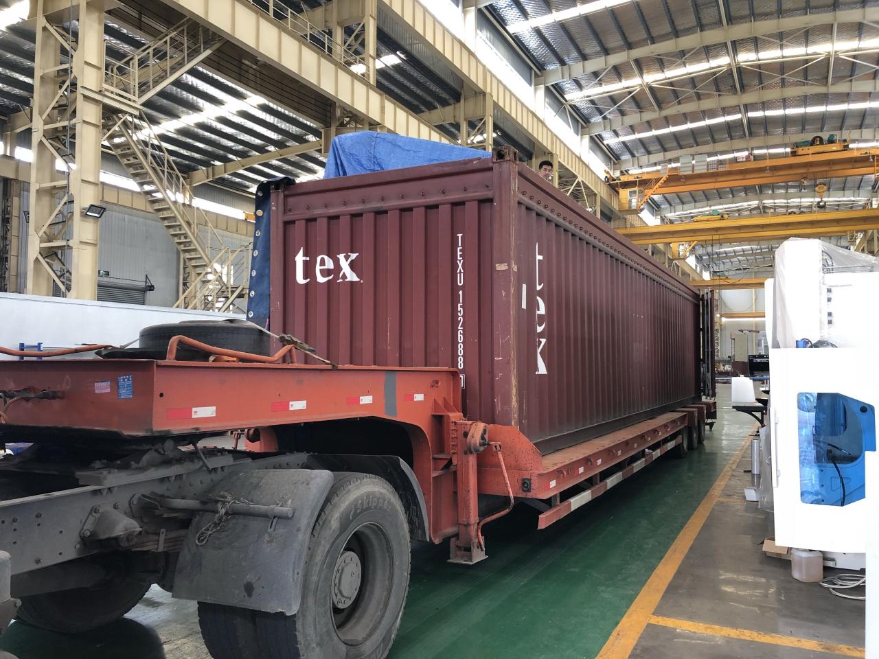 Máquina guilhotina hidráulica 16mm para corte de chapas metálicas 6 metros