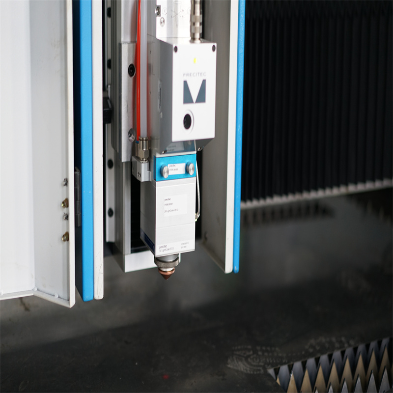 Cortador a laser de metal 2000 w máquina de corte a laser de fibra de folha de metal CNC