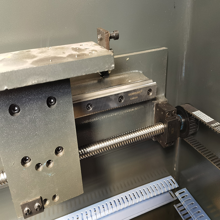 300t/4000 Hydraulic Press Brake Machine Prensa Prensa Hidráulica 300t/4000