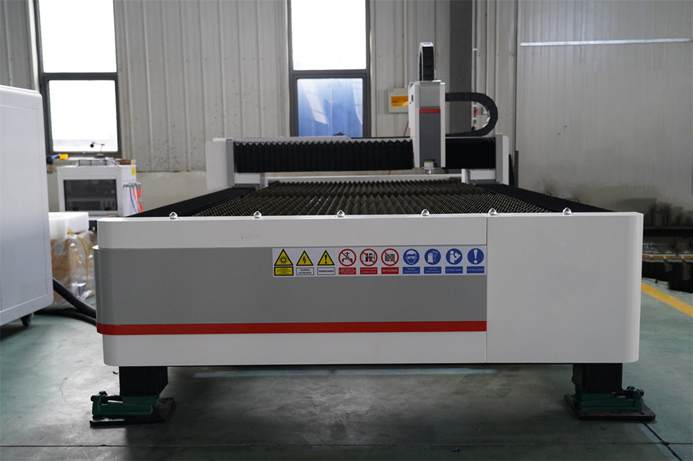 3015 4kw 1kw 2kw 3kw Stainless Steel Cnc Fiber Laser Cutting Machine Máquina de corte a laser de fibra CNC de aço inoxidável 3015 4kw 1kw 2kw 3kw