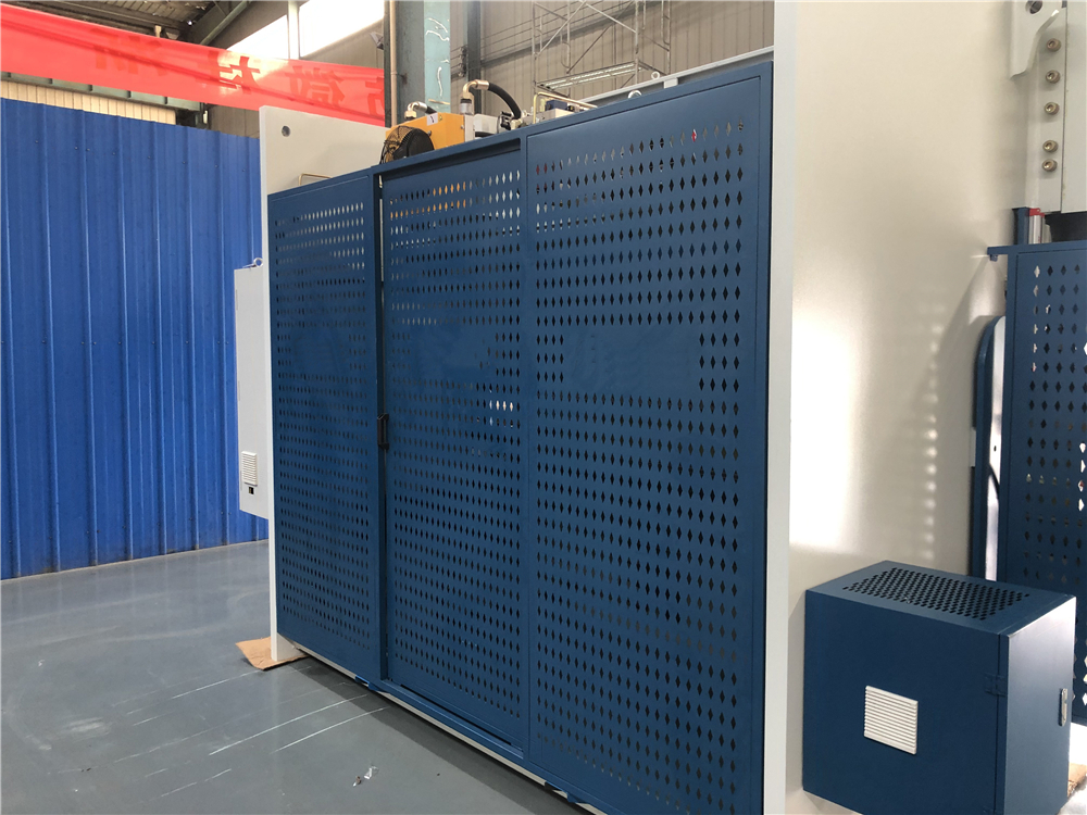 3+1 Axis Cnc Hydraulic Press Brake With Esa System Prensa Prensa Hidráulica Cnc de 3+1 Eixos com Sistema Esa