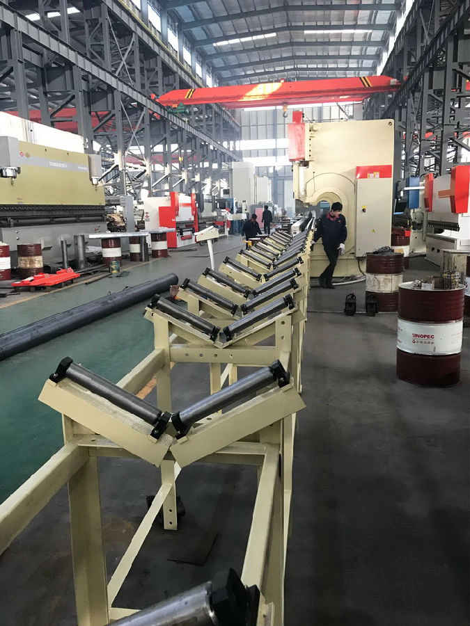 4 Axis Cnc Tandem Press Brake With Delem Da58t 2d Graphical Controller Prensa Prensa Cnc Tandem de 4 Eixos com Controlador Gráfico Delem Da58t 2D