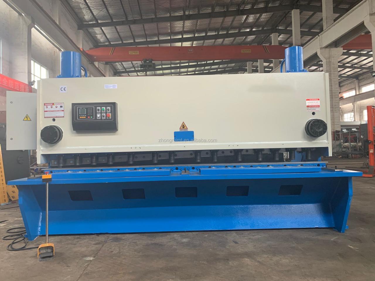 4mmx2500 Hydraulic Shearing Steel Plate Cutting Machinery Steel Plate Shear 4mmx2500 Tesoura Hidráulica Máquina de Corte de Placa de Aço Tesoura de Placa de Aço