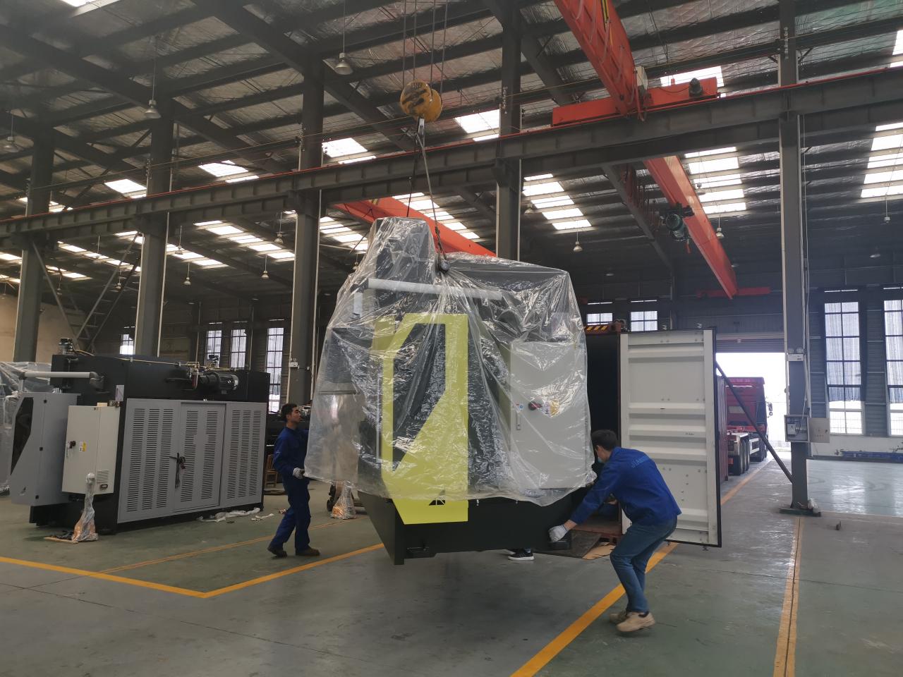 6mm*3200 Hydraulic Steel Plate Cutting Machinery Steel Plate Shearing Machine Máquina de corte de chapa de aço hidráulica 6mm*3200 Máquina de corte de chapa de aço