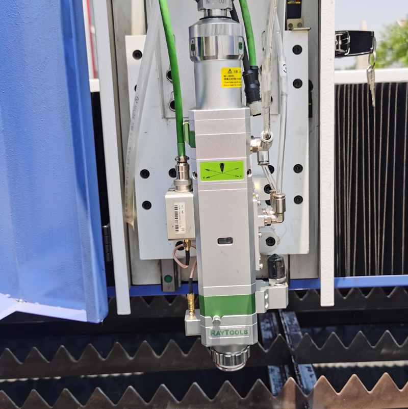 8mm 10mm Carbon Steel Laser Cutter 1530 4020 Cnc Fiber Laser Cutting Machine Máquina de corte a laser de fibra 8mm 10mm aço carbono 1530 4020 CNC