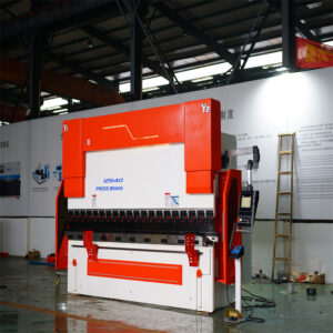 Máquina de freio de prensa hidráulica de metal da china com preço razoável