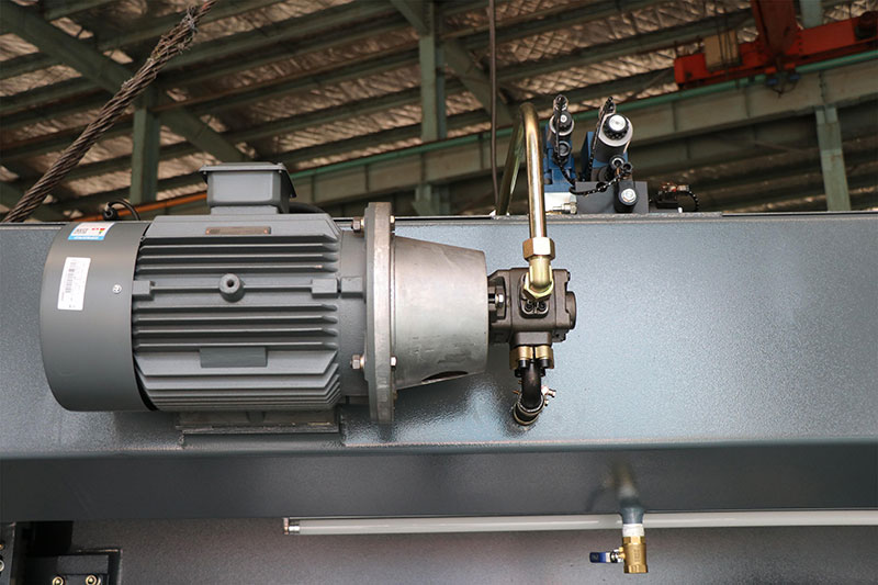 Prensa dobradeira de metal Wc-63t3200 Máquina dobradeira de chapa metálica CNC Prensa hidráulica hidráulica