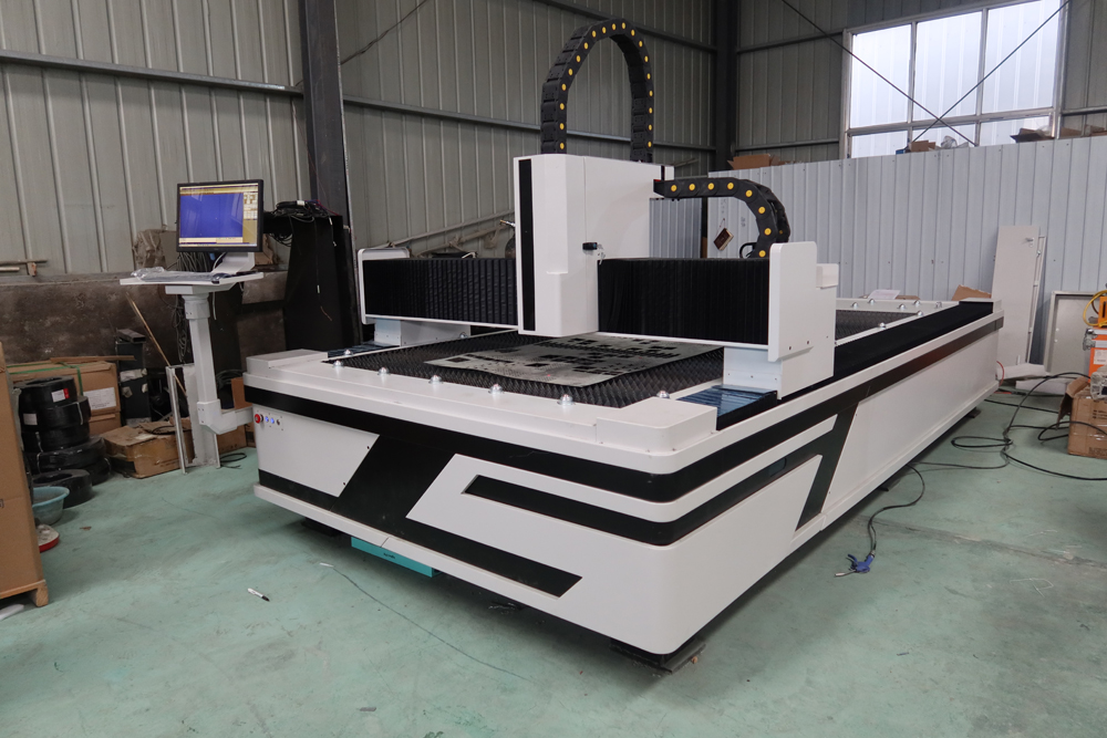 High Precision Fiber Laser Cutting Metal Stainless Steel Carbon 2000w Corte a Laser de Fibra de Alta Precisão Metal Aço Inoxidável Carbono 2000w