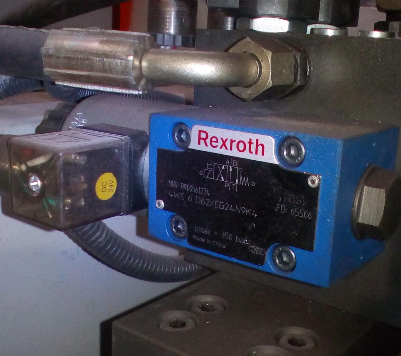 High Quality 3m Press Brake Machine Hydraulic 100 Ton For Sheet Metal Bending Máquina de freio de prensa de alta qualidade 3m hidráulica 100 ton para dobra de chapas metálicas