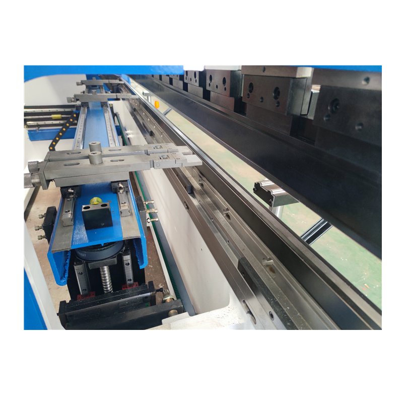 Hydraulic Press Brake Of 130t/3200mm 4+1 Axis Delem Da53t Cnc Press Brake Prensa Prensa Hidráulica De 130t/3200mm 4+1 Eixo Delem Da53t Cnc Prensa Prensa Prensa