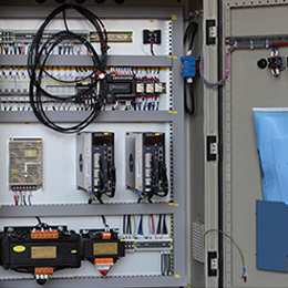 Metal Plate Press Brake Machine / CNC Hydraulic Press Brake Machine Prensa dobradeira de placa de metal / Prensa dobradeira hidráulica CNC