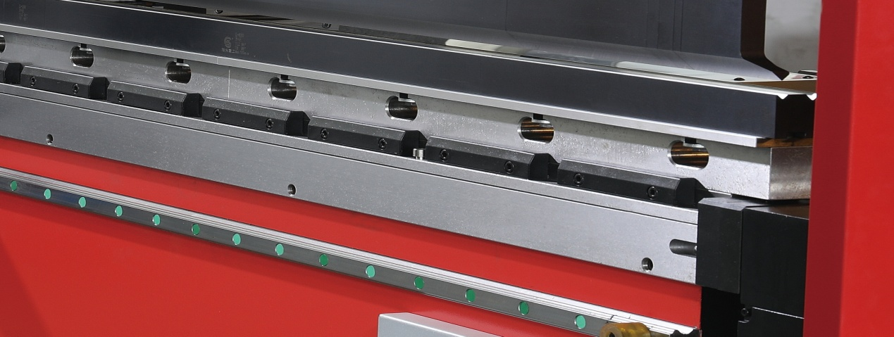 Steel Sheet Aluminum Bending Hydraulic Press Brake Machine Máquina de freio de prensa hidráulica de dobra de chapa de aço de alumínio