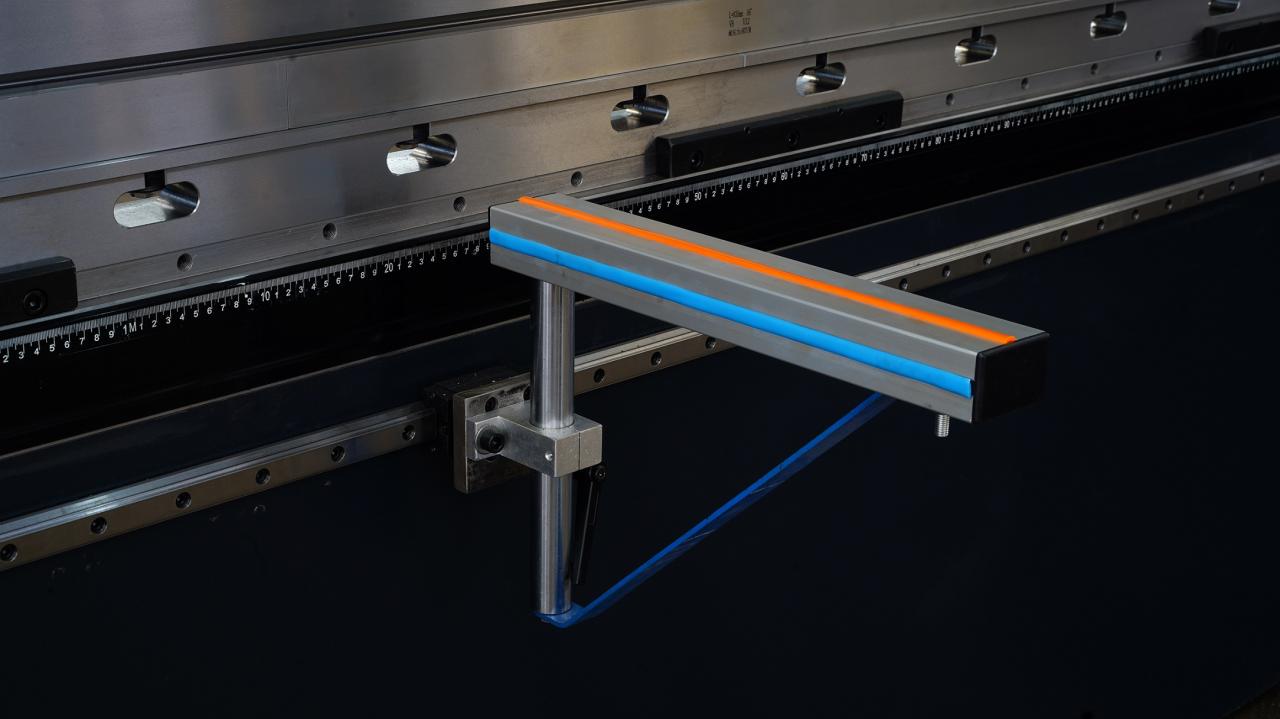 Wc67k-400T CNC Plc Máquina de dobra manual de chapas Hidráulica Nc Press Brake Máquina