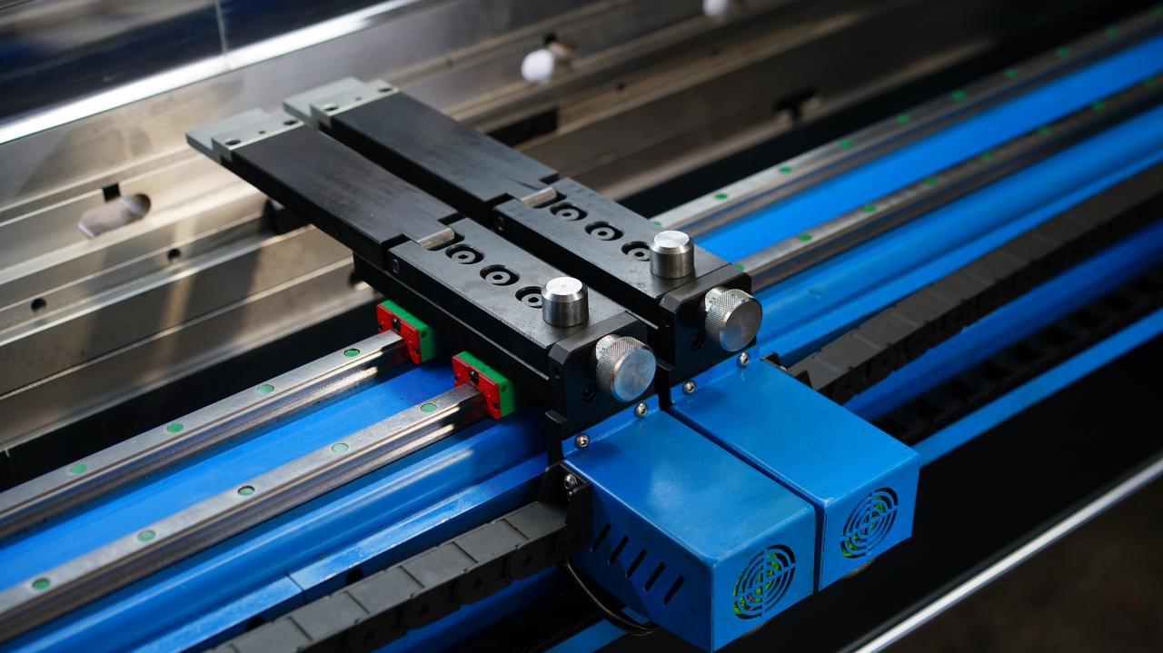 Wc67k-400T CNC Plc Máquina de dobra manual de chapas Hidráulica Nc Press Brake Máquina