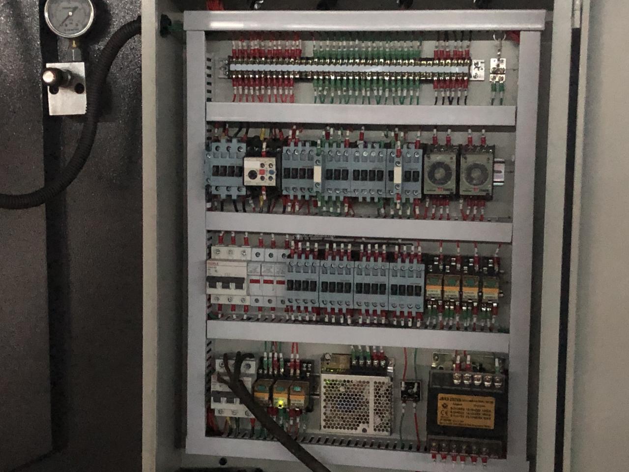 Wc67k Cnc Aluminum Iron Plate Hydraulic Press Brake Cnc Metal Sheet Bending Machine Wc67k CNC máquina de dobra de chapas de metal de alumínio CNC freio de prensa hidráulica