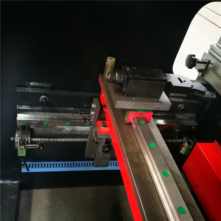 Wc67y-160 4000 Hydraulic Press Brake Cnc Metal Bending Machine For 4000mm Width Steel Wc67y-160 4000 prensa hidráulica freio CNC máquina de dobra de metal para aço de 4000 mm de largura